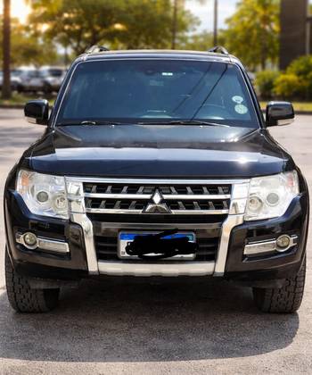 MITSUBISHI PAJERO FULL 3.2 HPE 4X4 16V TURBO INTERCOOLER DIESEL 4P AUTOMÁTICO MITSUBISHI PAJERO FULL 3.2 HPE 4X4 16V TURBO INTERCOOLER DIESEL 4P AUTOMÁTICO